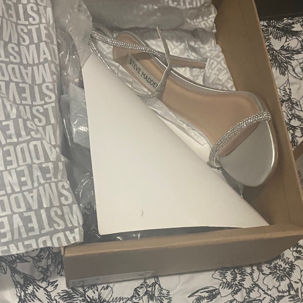 Steve Madden Metallic Silver Heels